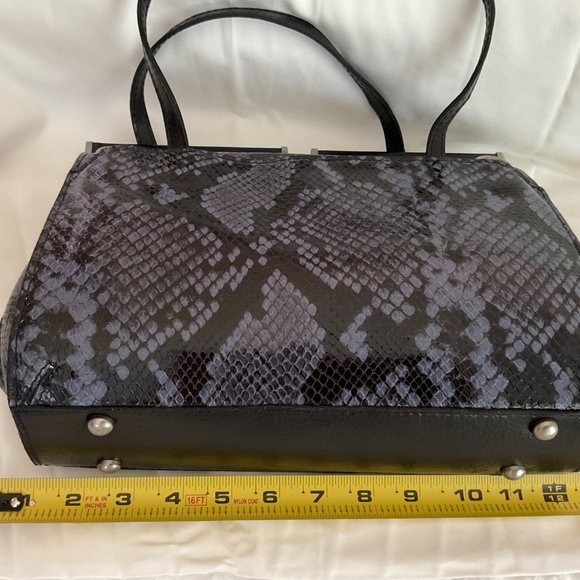 Patricia Nash Handbag - Picture 13 of 15